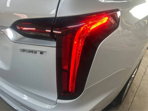 2021 Cadillac XT6 Luxury