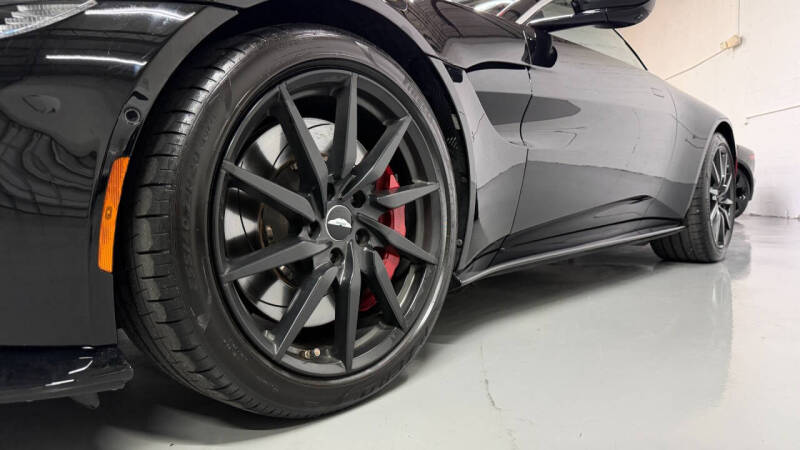 2019 Aston Martin Vantage