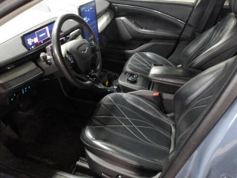 2023 Ford Mustang Mach-E Select