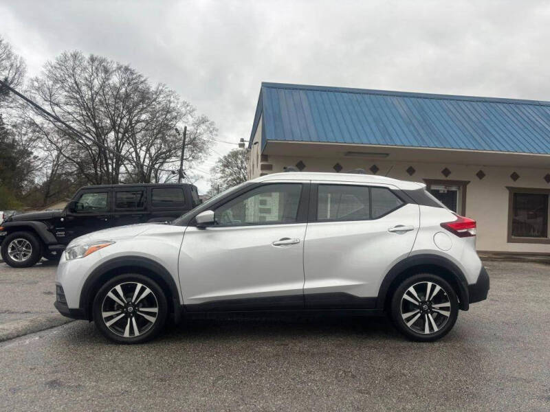 2019 Nissan Kicks S