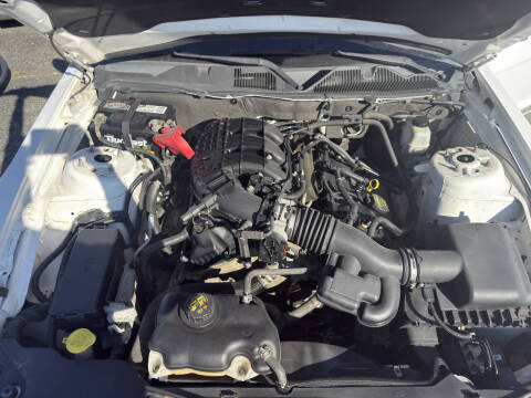 2012 Ford Mustang V6 Premium