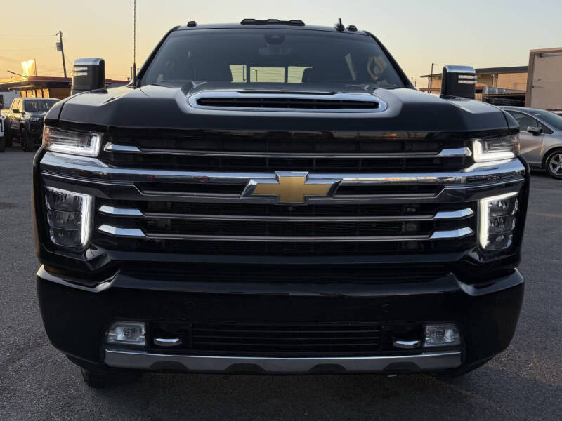 Used 2022 Chevrolet Silverado 3500HD High Country with VIN 2GC4YVEY0N1233183 for sale in Garland, TX