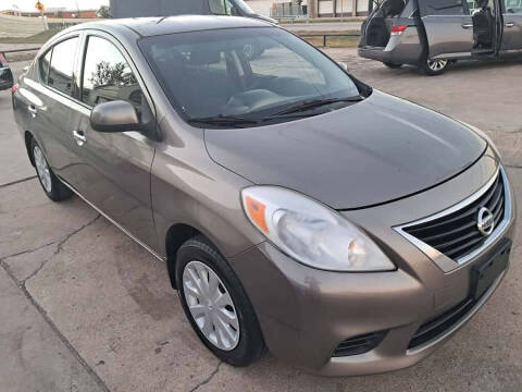 2014 Nissan Versa 1.6 SV