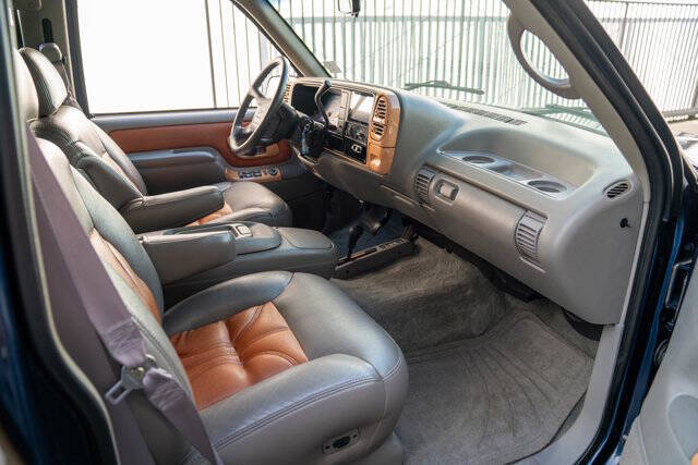 1995 Chevrolet Tahoe 38