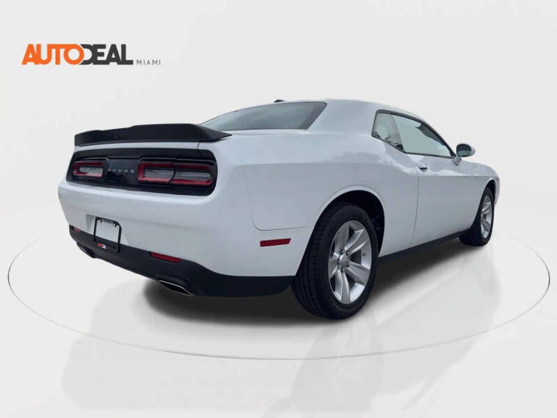 2023 Dodge Challenger SXT