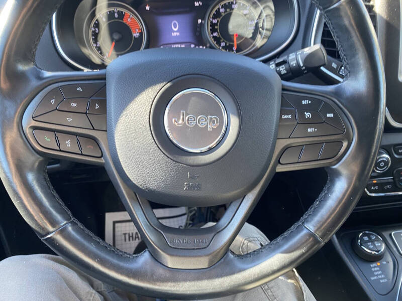 2020 Jeep Cherokee Trailhawk