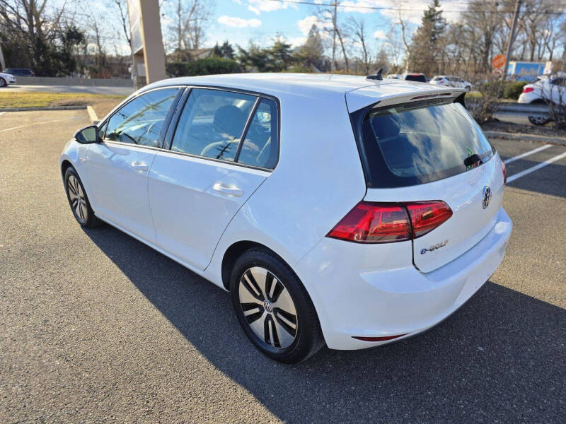 2016 Volkswagen e-Golf SE
