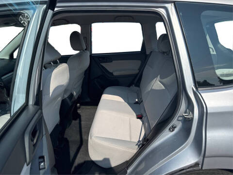 2014 Subaru Forester 2.5i