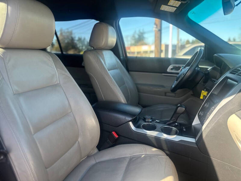 2012 Ford Explorer XLT