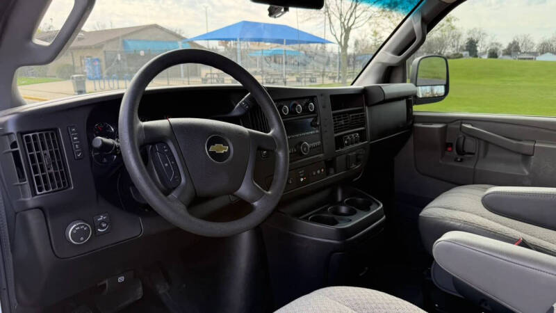 2018 Chevrolet Express LS 3500