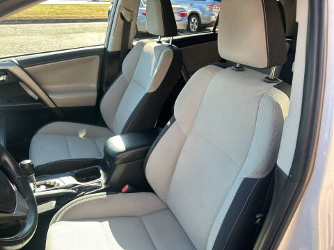 2018 Toyota RAV4 XLE