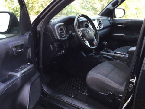 2017 Toyota Tacoma TRD Sport