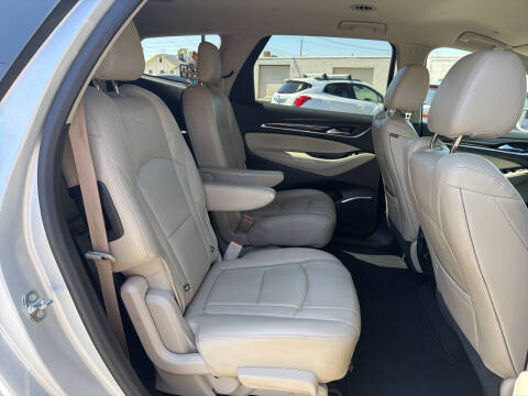 2018 Buick Enclave Essence