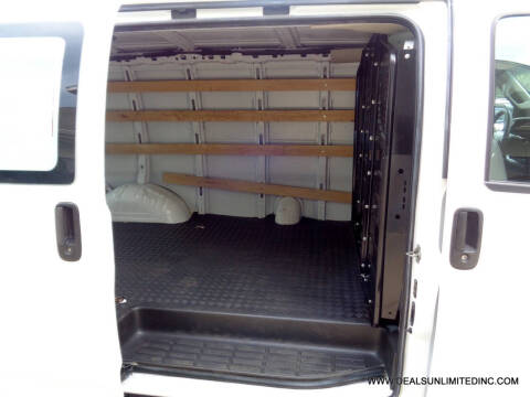 2020 GMC Savana 2500