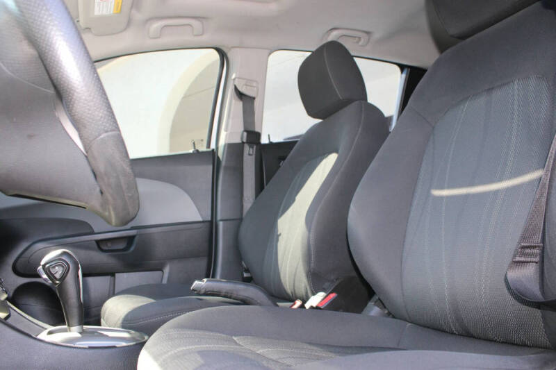 2014 Chevrolet Sonic LT Auto