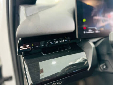 2024 BMW 5 Series 530i