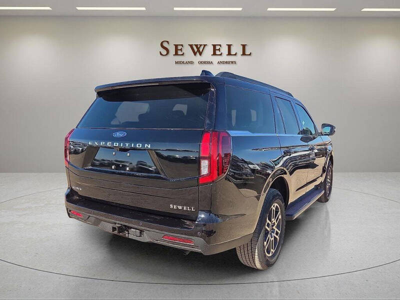 2026 Ford Expedition Active