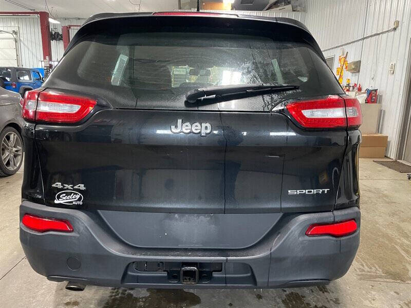 2014 Jeep Cherokee Sport