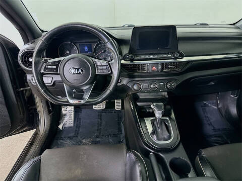 2020 Kia Forte GT Line