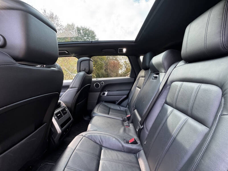 2020 Land Rover Range Rover Sport SE