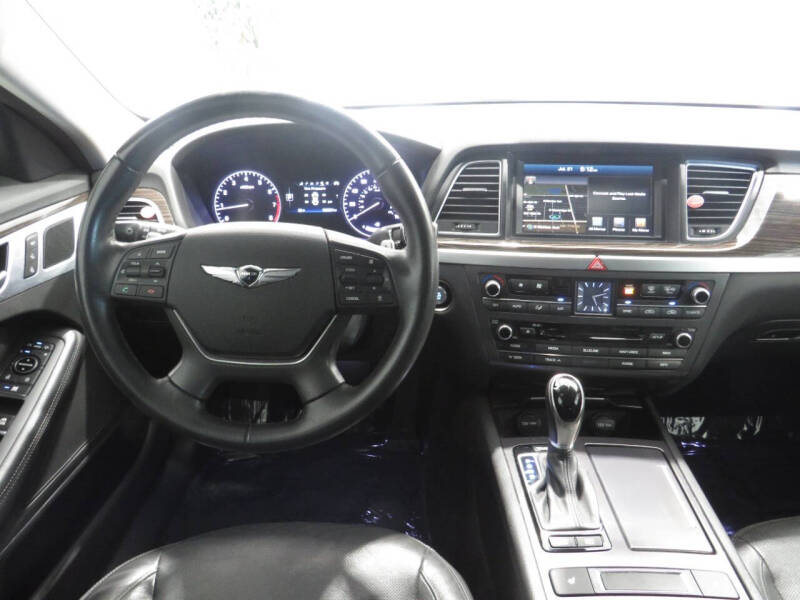 2017 Genesis G80 3.8