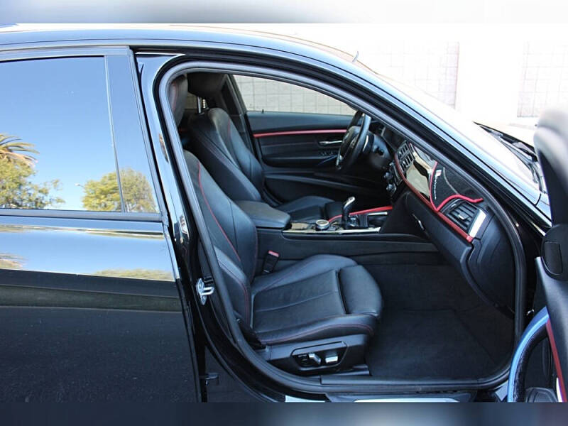 2016 BMW 3 Series 328i