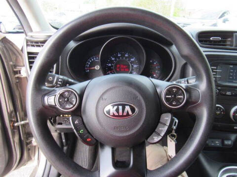 2016 Kia Soul +