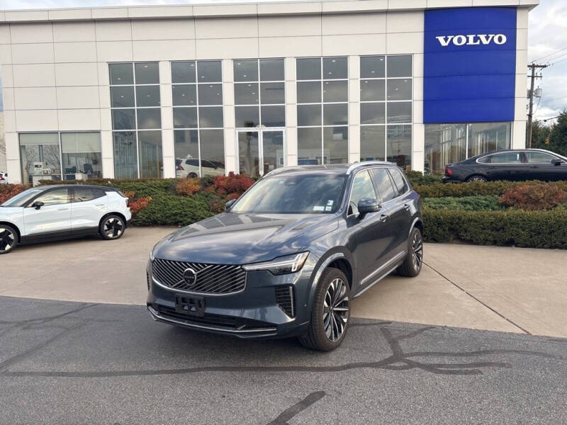 2025 Volvo XC90 B6 Plus Bright Theme 7P