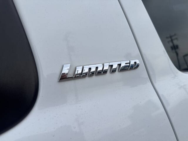 2015 Toyota Sequoia Limited