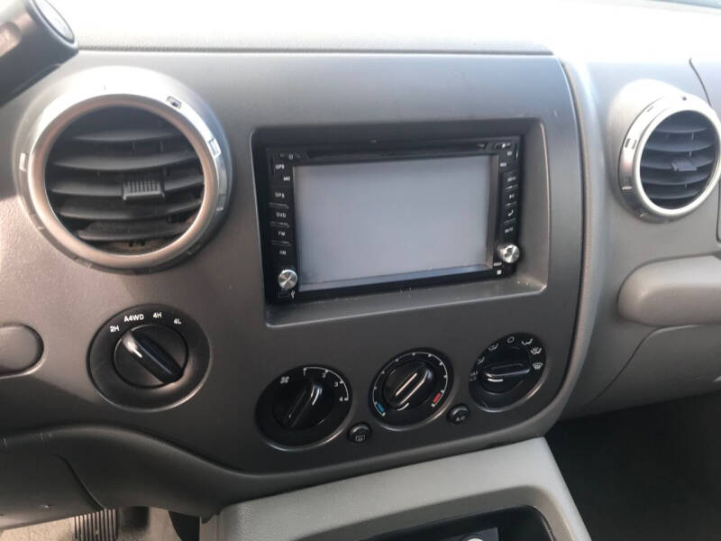 2004 Ford Expedition XLT