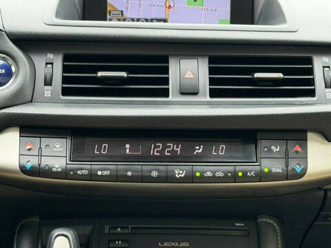2014 Lexus CT 200h
