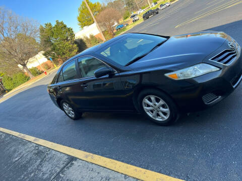 2011 Toyota Camry for sale at Dalia Motors LLC in Winder GA