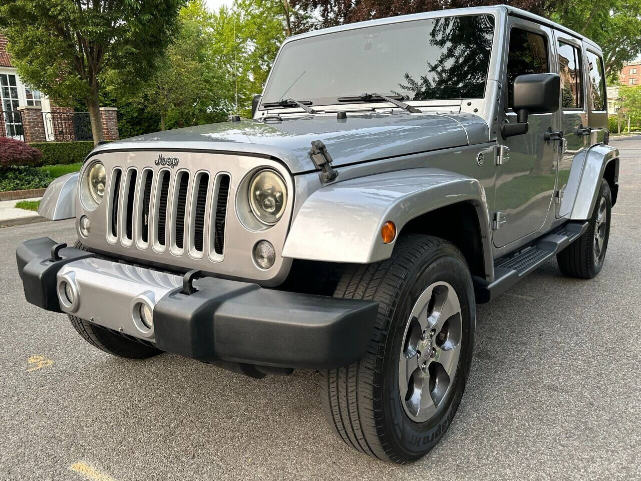 2018 Jeep Wrangler JK Unlimited  - $27,900