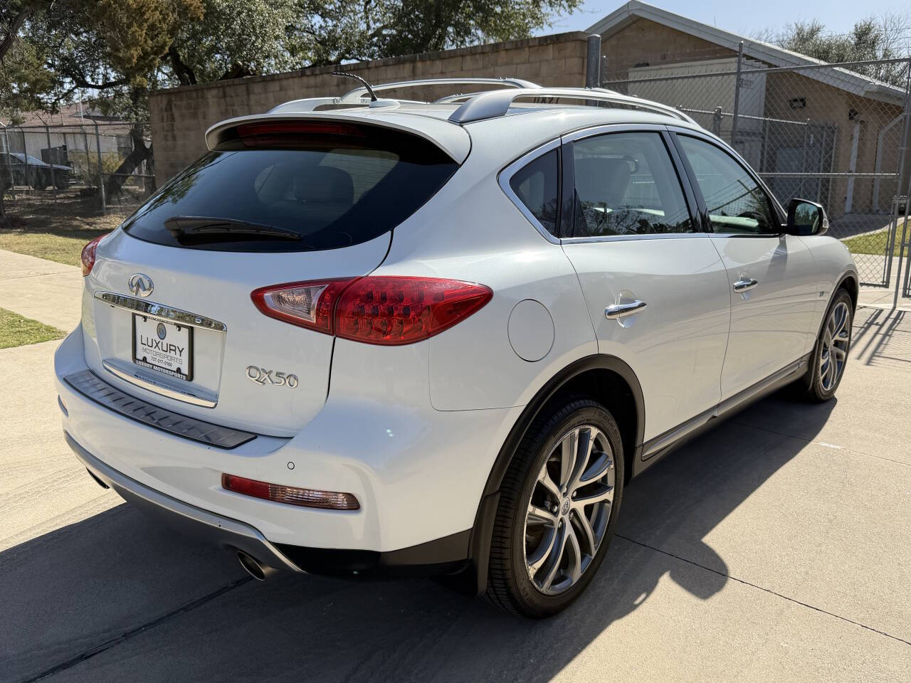 Used Car 2017 Infiniti Qx50  Base Awd 4dr Crossover For Sale Under $15,000 In Austin, Texas