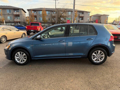 2016 Volkswagen Golf TSI SE