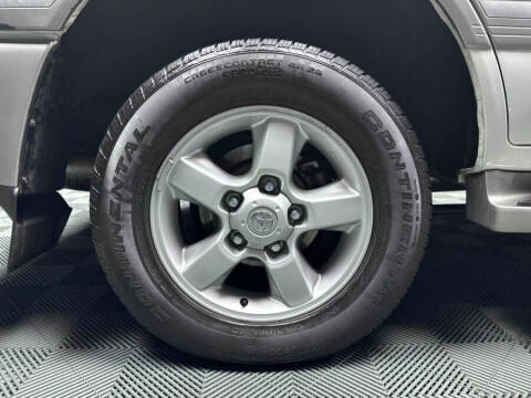 2004 Toyota Land Cruiser