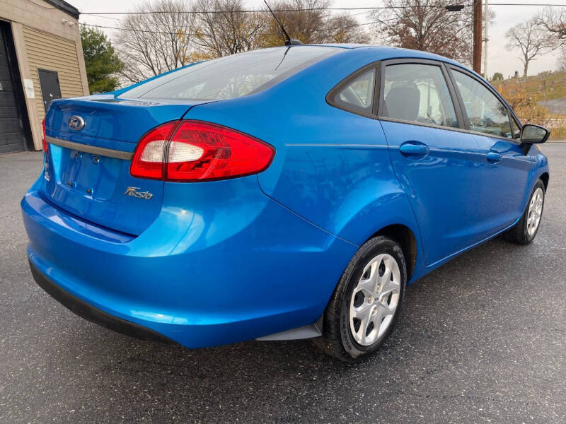 2012 Ford Fiesta SE