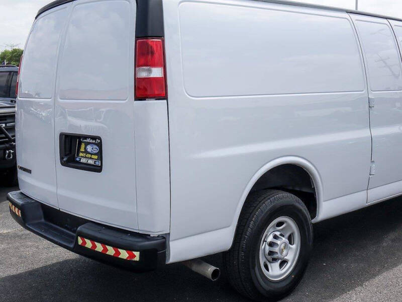 2023 Chevrolet Express 2500