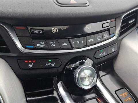 2025 Acura TLX w/Tech