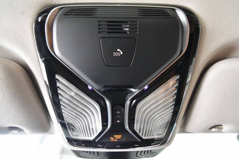 2022 BMW 7 Series 740i xDrive