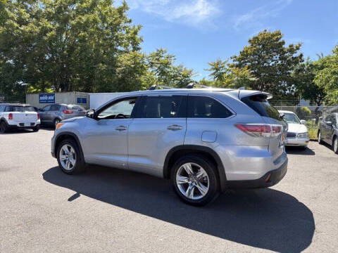 2016 Toyota Highlander