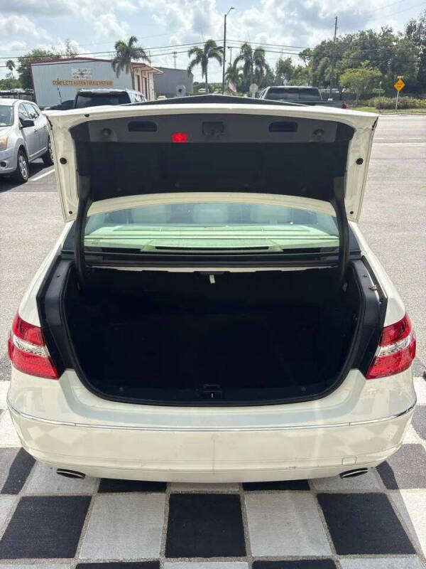 2010 Mercedes-Benz E-Class