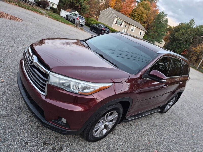 Image of 2015 Toyota Highlander XLE