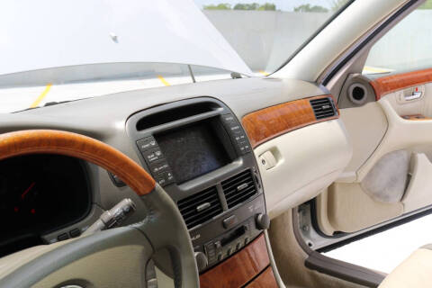 2001 Lexus LS 430
