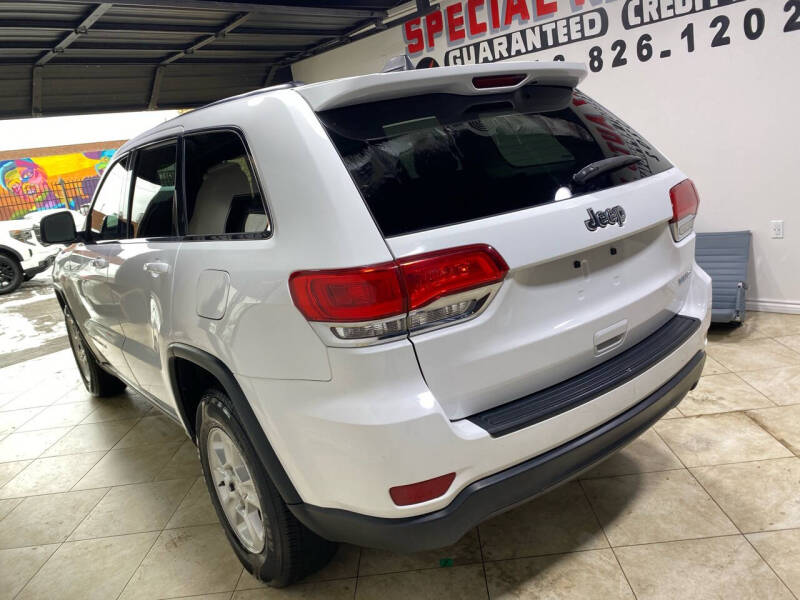 2015 Jeep Grand Cherokee Laredo