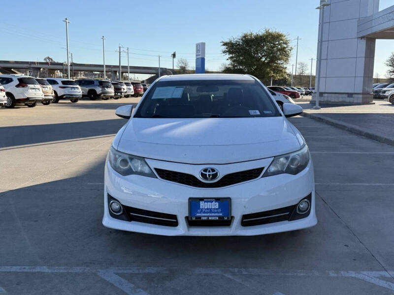 2014 Toyota Camry SE