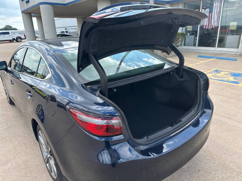 2018 Mazda MAZDA6 Signature