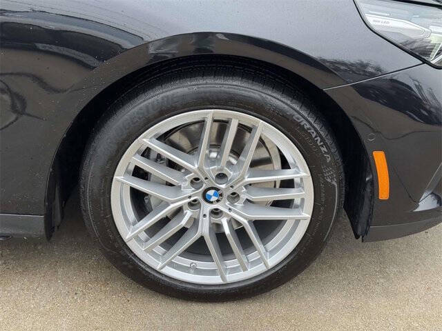 2025 BMW 5 Series 530i xDrive