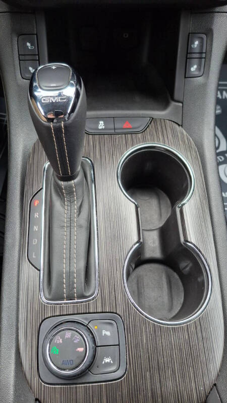 2017 GMC Acadia SLT-2