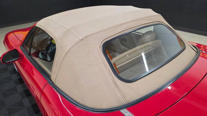 2000 Mazda MX-5 Miata